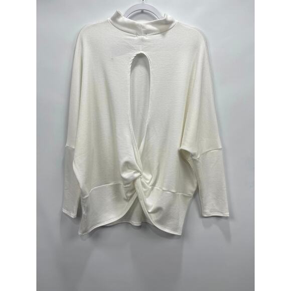 Buckle Black Off-White Ribbed Dolman Sleeve Shirt with Key Hole Back - Picture 2 of 2
